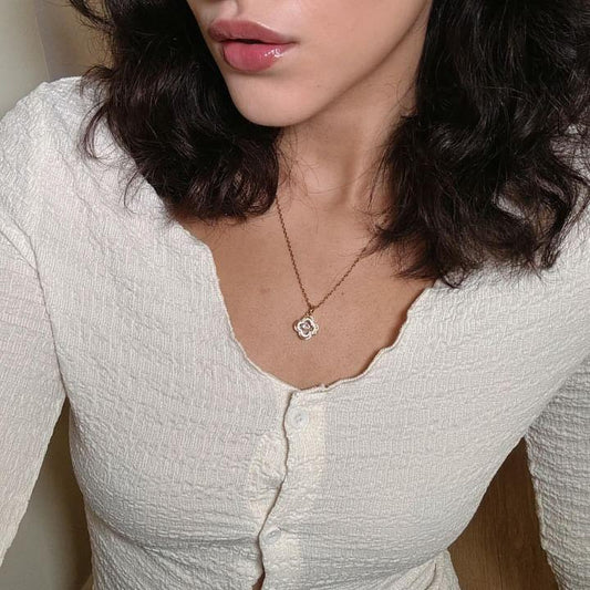 Lucky 2.0 - Dancing Crystal Necklace