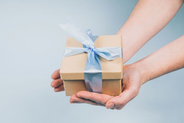 Your Comprehensive Jewellery Gift Guide for Every Personality - Sage Gems Jewellery Co.